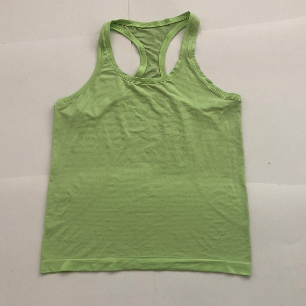 Lululemon 12 Tank Top Racerback Airy Lime Green no tags but Excellent Condition